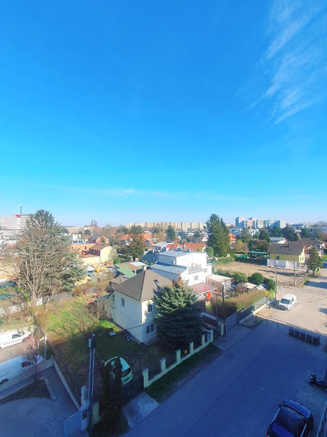 Near Lake Two Bedroom Duplex Apartment Bécs Kültér fotó